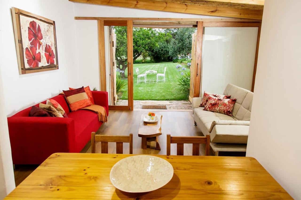 Blue Lily Retreat Bed & Breakfast Matjiesrivier  Luaran gambar